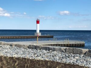 https://joemaharana.com/neighbourhoods/bronte-harbour-lighthouse/